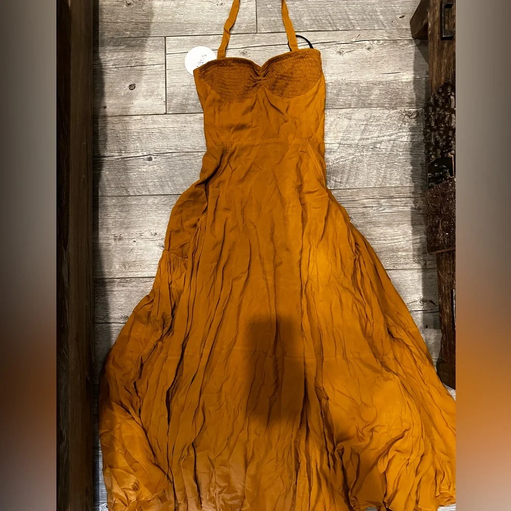 NWT SWF Belted Halter Maxi Dress Small - Picture 5 of 7